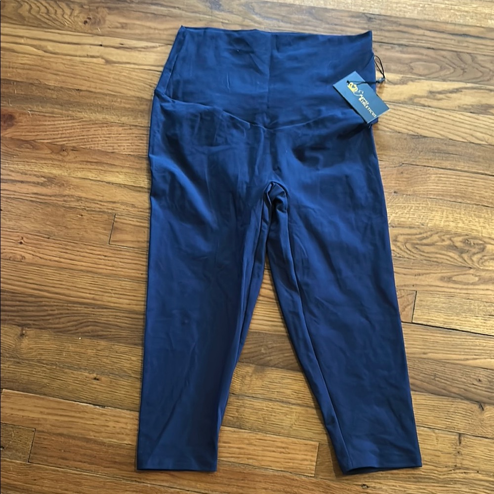 Empress Athleticus Control Top Capris